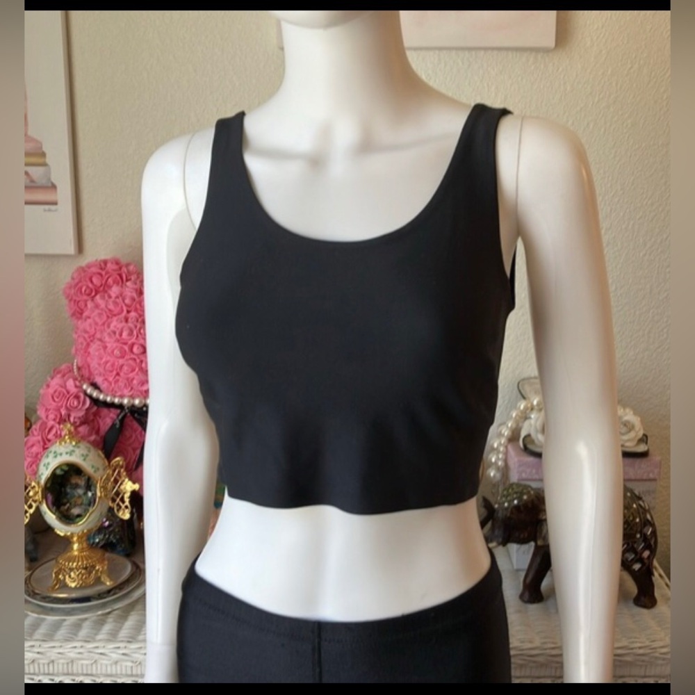Epoque Fashion Evolved sports bra in black color Size XS
